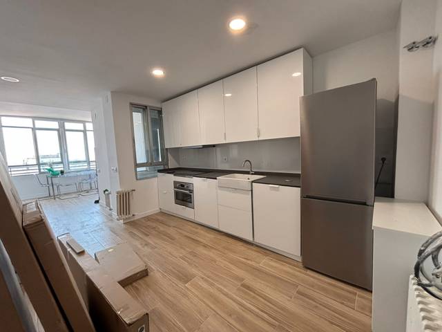 Piso en Venta en Calle del Poeta Joan Maragall en Castillejos - Cuzco