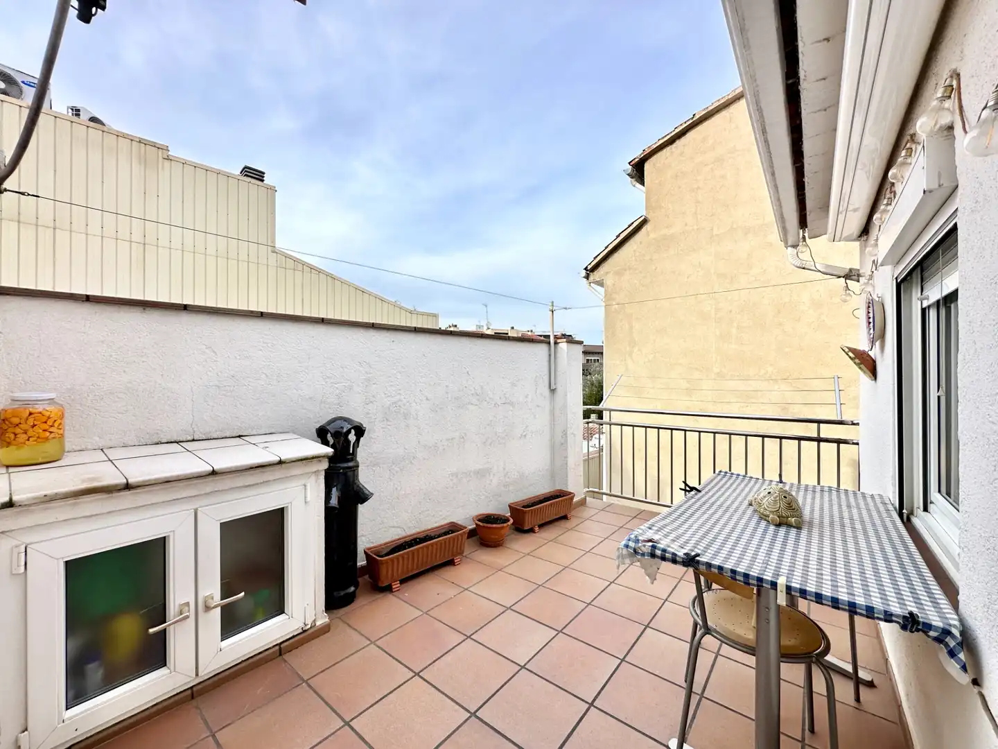 Terraza de Casa adosada en venta en Manlleu con Calefacción, Jardín privado y Trastero