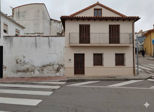 Terreno residencial en Venta en Calle Castillo en Villalbilla pueblo