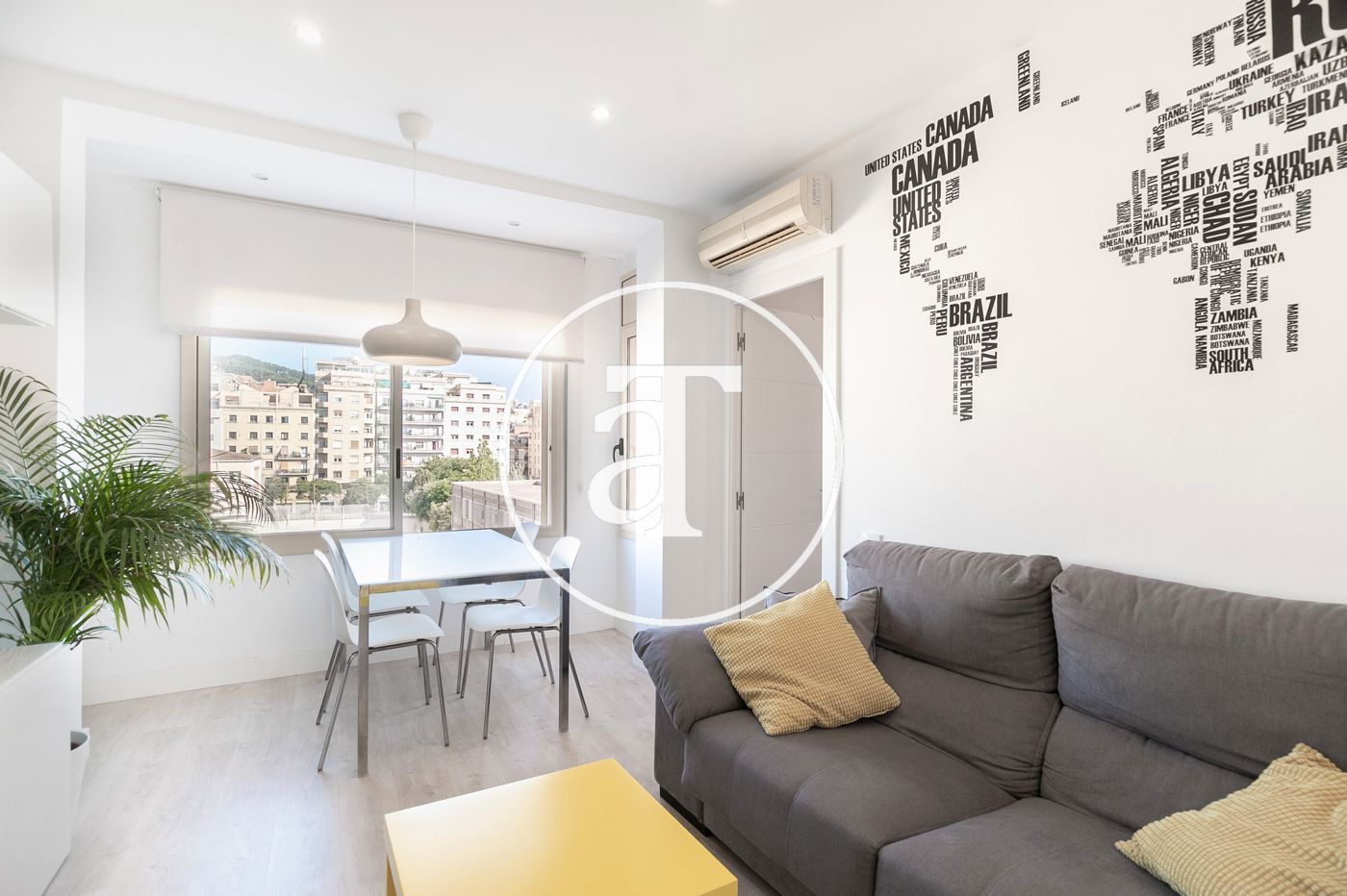 Flat to rent in Carrer de la Indústria, 266, El Camp de l'Arpa del Clot