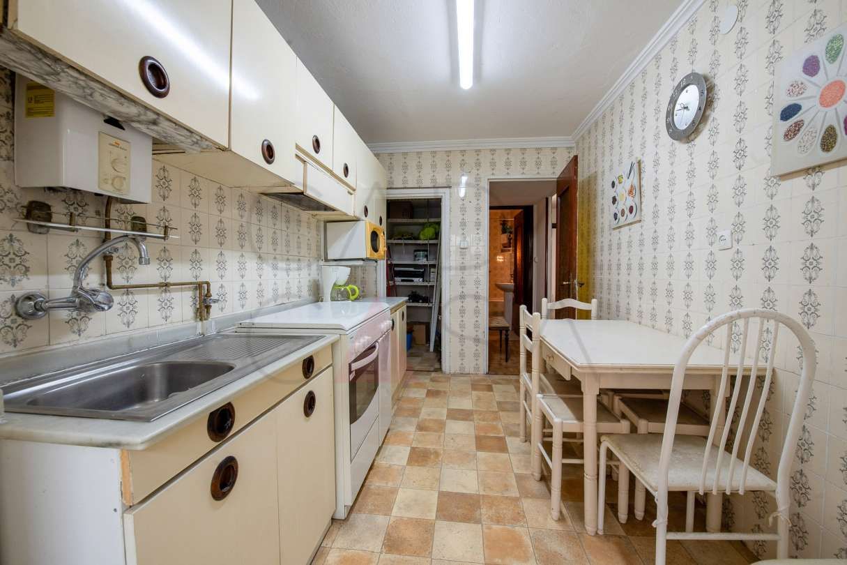 Kitchen of Flat for sale in El Astillero  