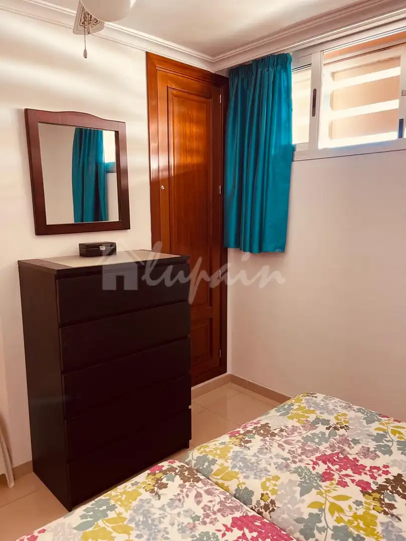 Dormitori de Apartament en venda en Arona