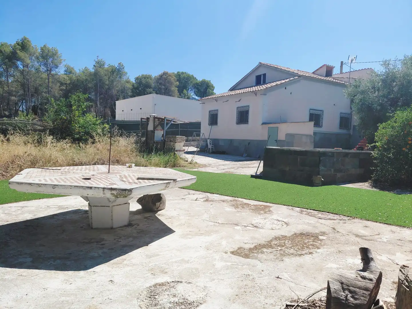 Außenansicht von Haus oder Chalet zur Miete in Calafell mit Privatgarten, Abstellraum und Schwimmbad