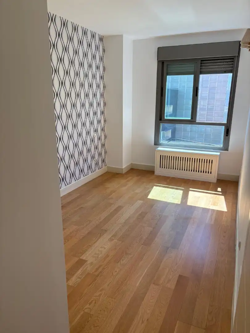 Flat for rent in Madrid  with Air Conditioner, Heating and Storage room
