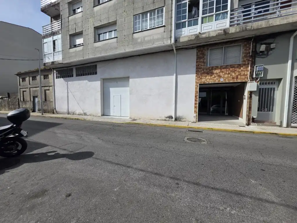 Exterior view of Flat for sale in Vilanova de Arousa  with Parquet flooring, Furnished and Balcony