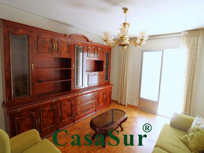 Living room of Flat for sale in Valladolid Capital  with Terrace