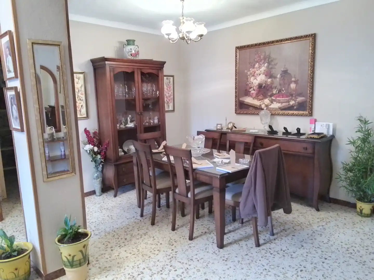Dining room of Houses for sale in Ubrique  with Terrace, Furnished and Oven