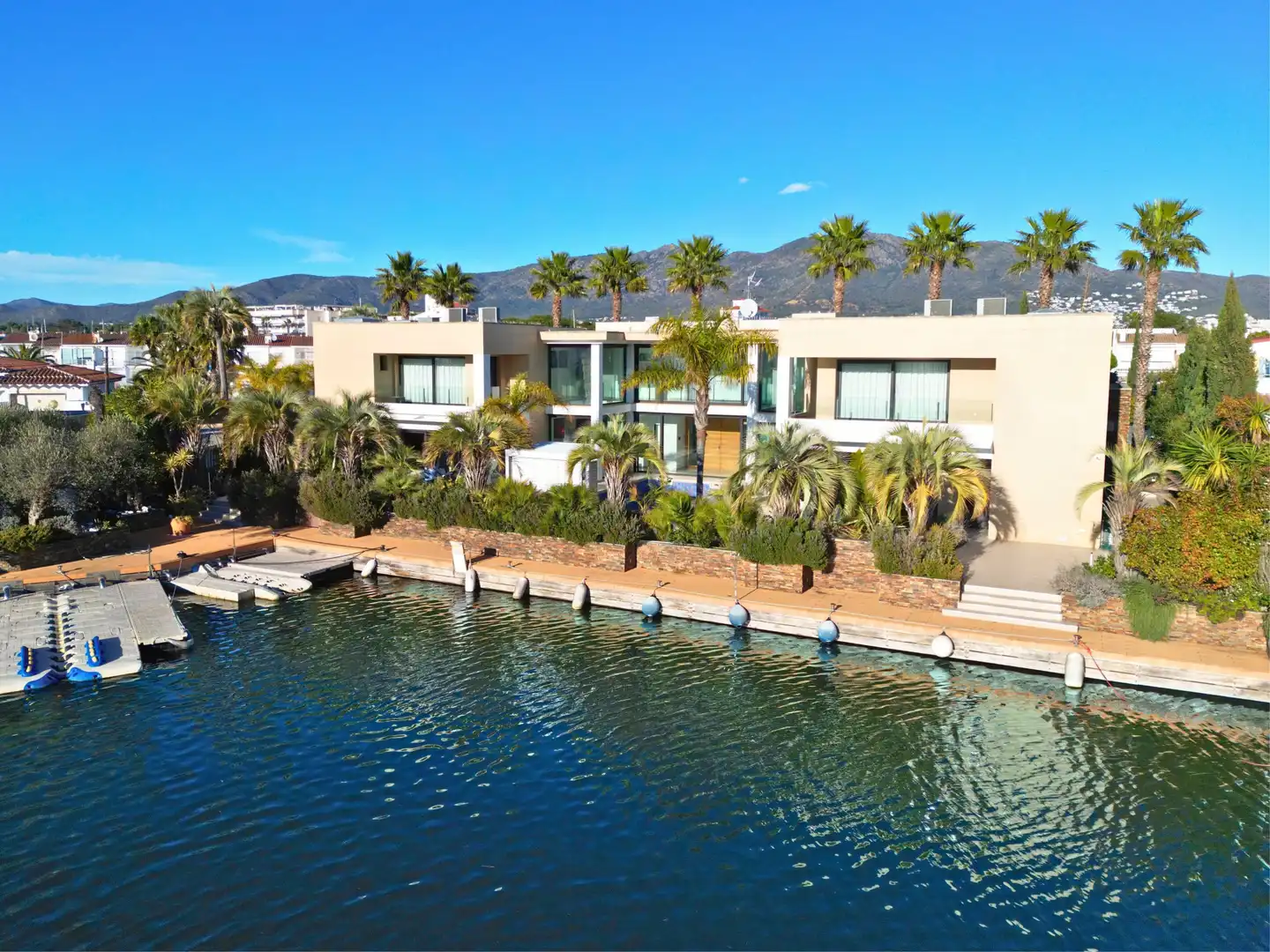 Casa con piscina en venta en N/A, imagen 2