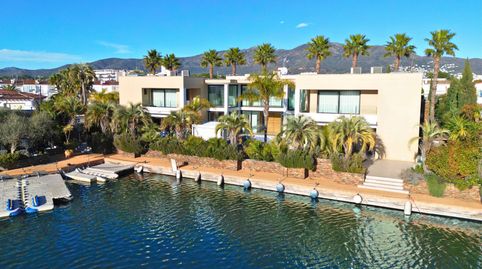 Villa de prestigio con amarre privado de 28 metros en la Costa Brava, diseñada para embarcaciones de gran eslora como veleros, cat, Bild 2