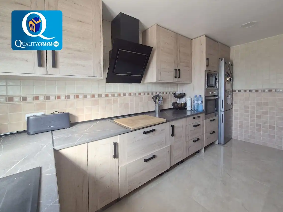 Kitchen of Houses for sale in Mutxamel  with Air Conditioner and Terrace