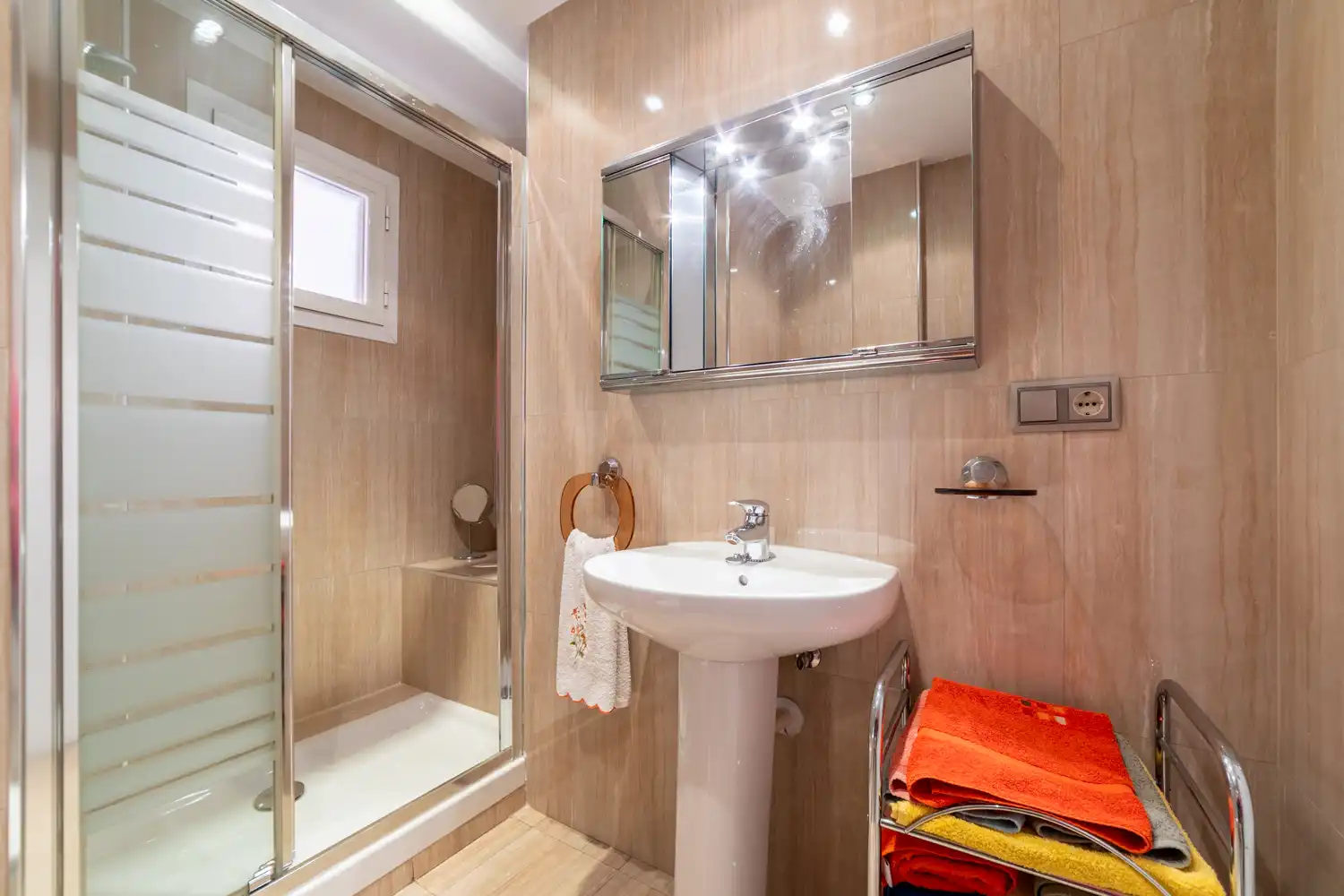 Wohnung zur Miete in Calle de Toledo, Acacias
