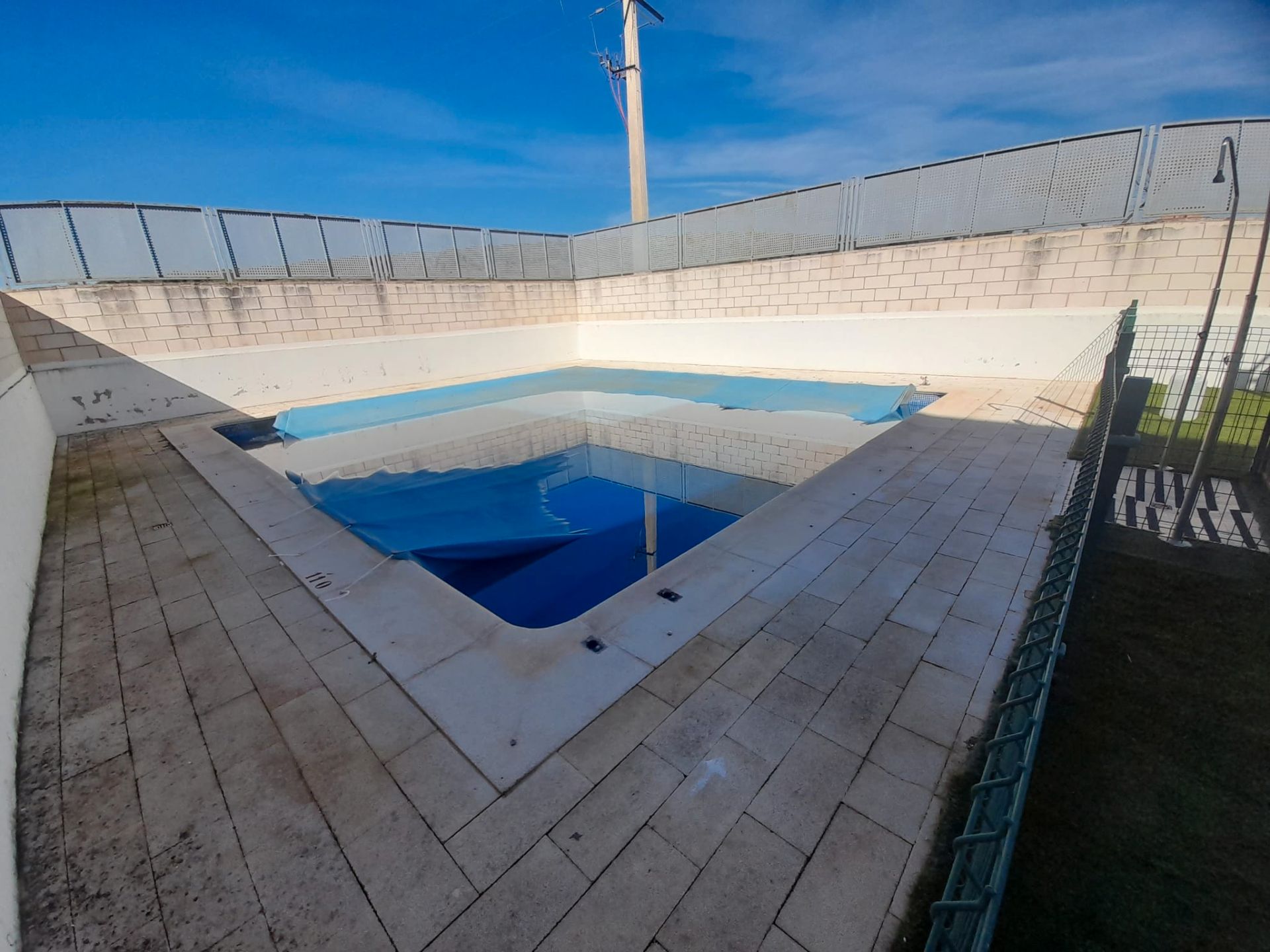 Swimming pool of Planta baja for sale in Puertollano  with Heating, Storage room and Community pool