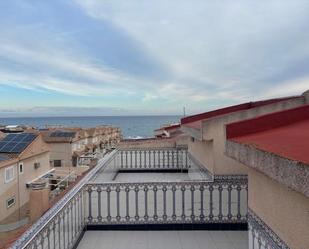 Exterior view of Single-family semi-detached for sale in Torrevieja  with Air Conditioner, Private garden and Terrace