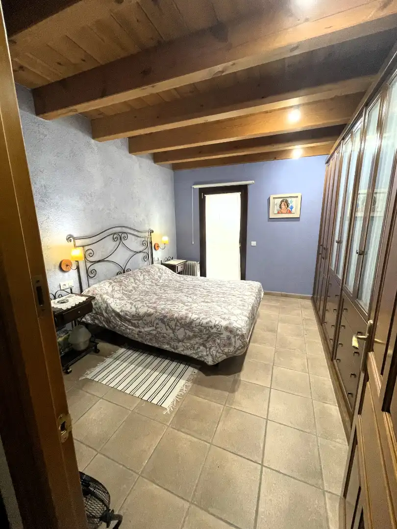 Dormitori de Finca rústica en venda en Mieres (Girona) amb Calefacció, Parquet i Terrassa