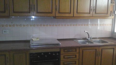 Foto 4 de Piso en venta en Torreperogil, Jaén