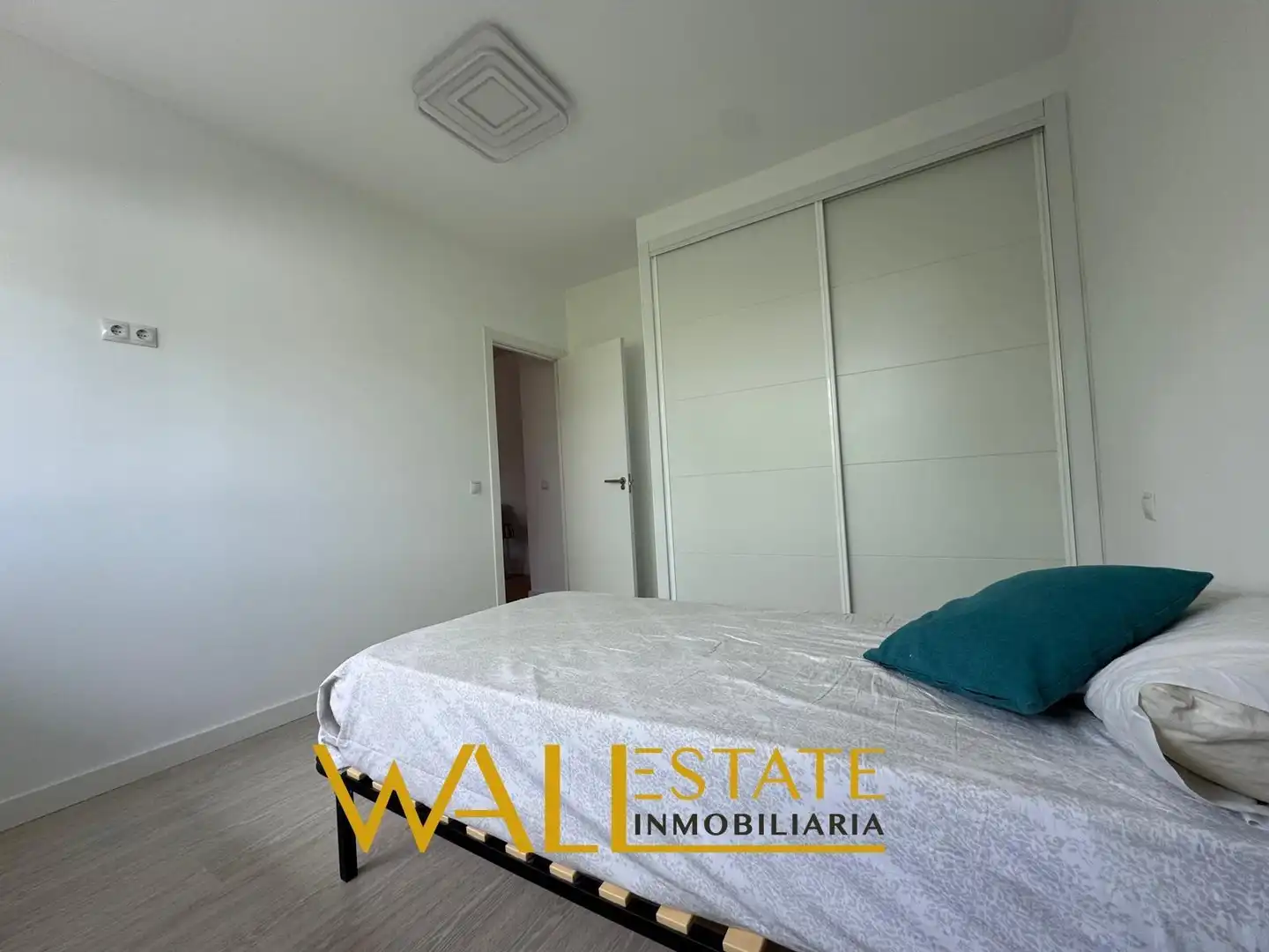 Piso de alquiler en Conde Orgaz - Piovera