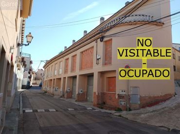 Adosado en venta en CM VALLS -LA GORNAL 
(A) Es: Pl: Pt:
 CASTELLET I LA GORNAL (BARCELONA)