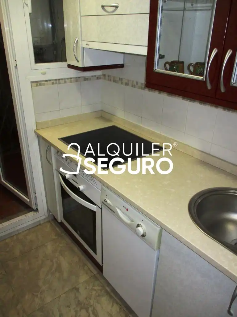 Cuina de Pis de lloguer en Alcalá de Henares amb Aire condicionat, Calefacció i Terrassa