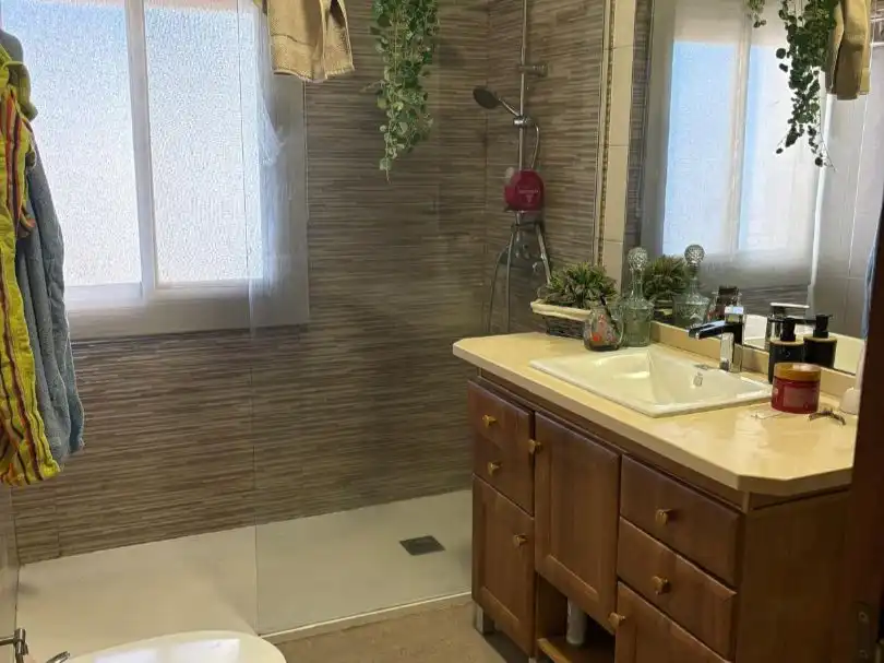 Baño de Casa o chalet en venta en Plasencia con Aire acondicionado, Terraza y Piscina