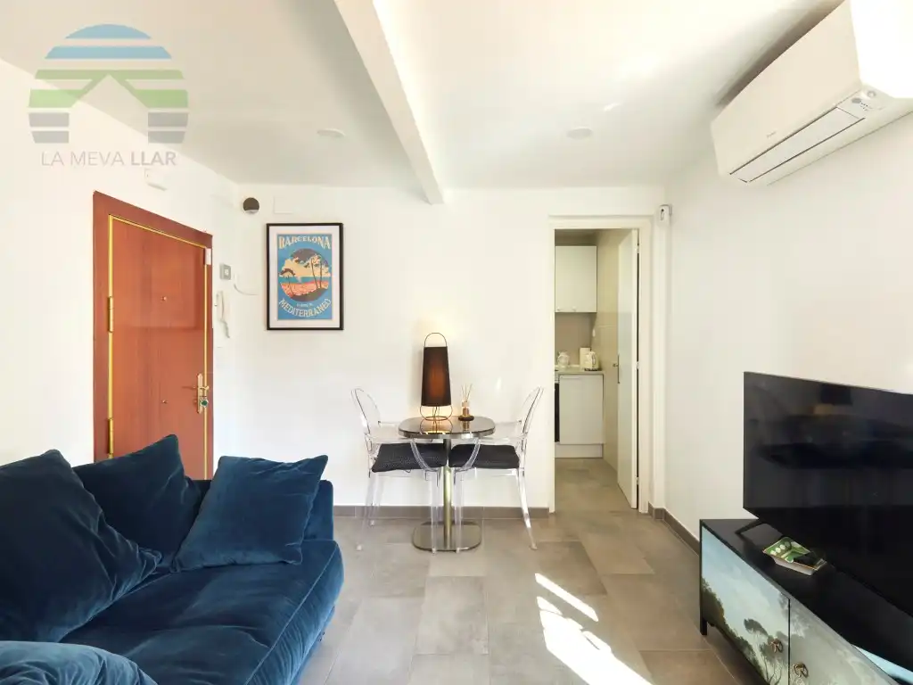 Living room of Attic for sale in Barcelona  with Air Conditioner and Terrace