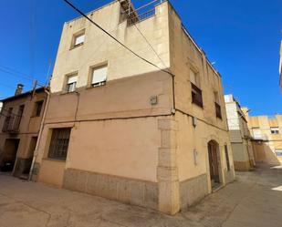 Exterior view of House or chalet for sale in Tortosa  with Terrace and Balcony
