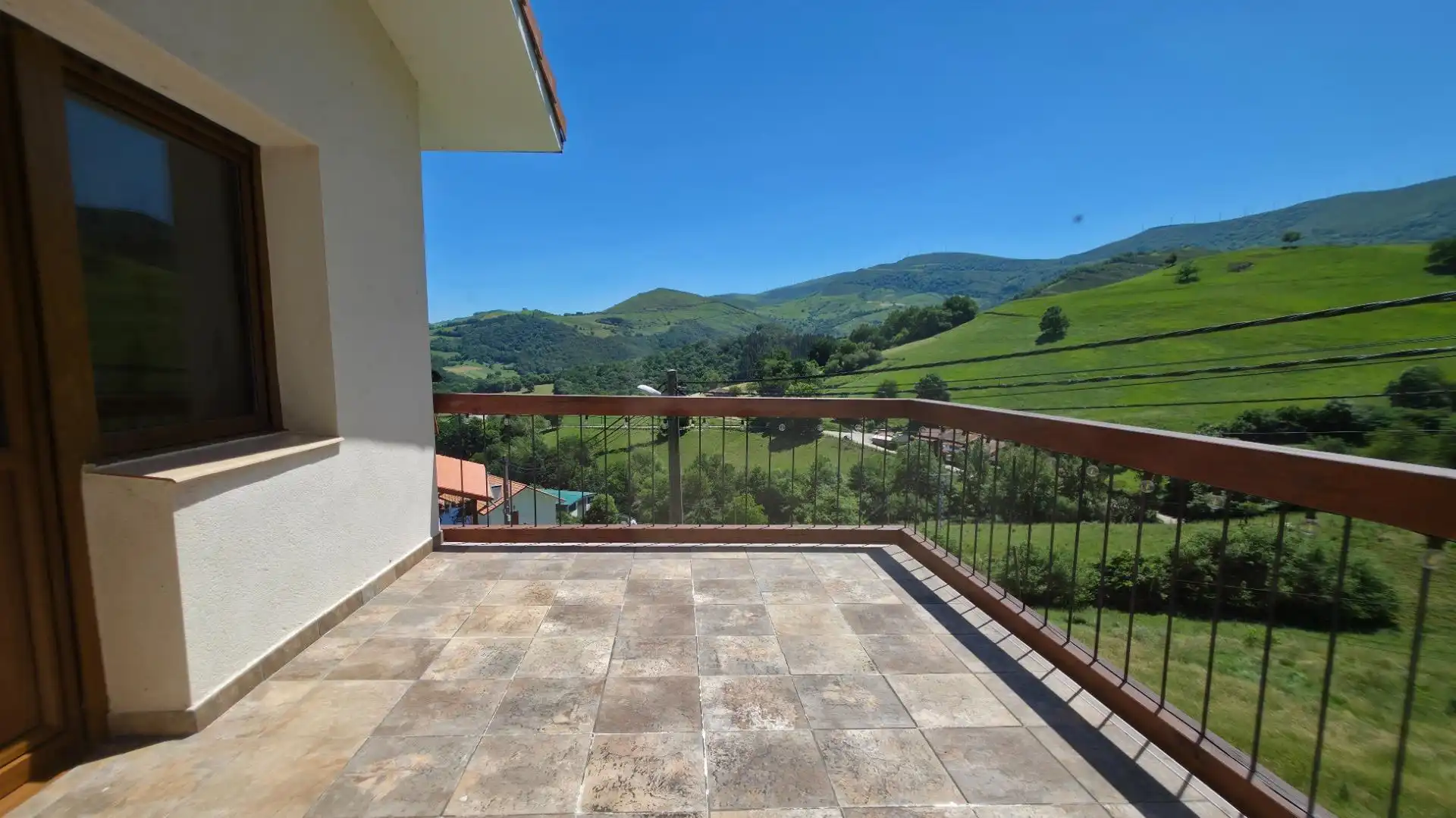 Terraza de Casa o chalet en venta en Soba, Cantabria