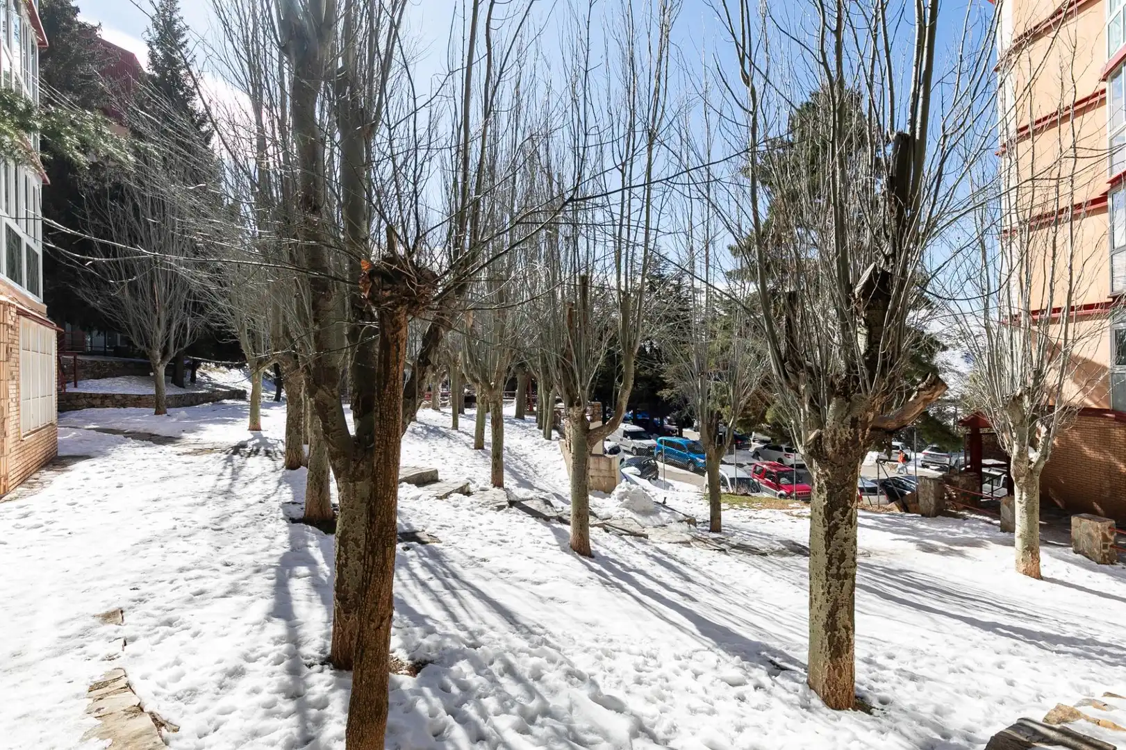Außenansicht von Maisonette zum Verkauf in Sierra Nevada mit Heizung, Parkett und Abstellraum