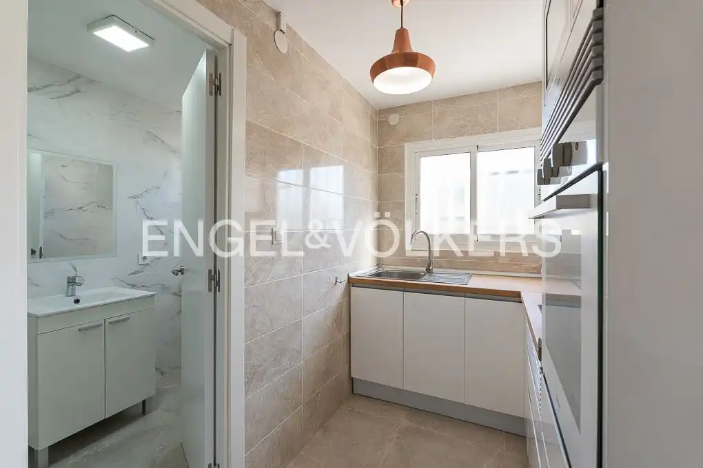 Kitchen of Houses for sale in Valencia  with Heating, Terrace and Furnished
