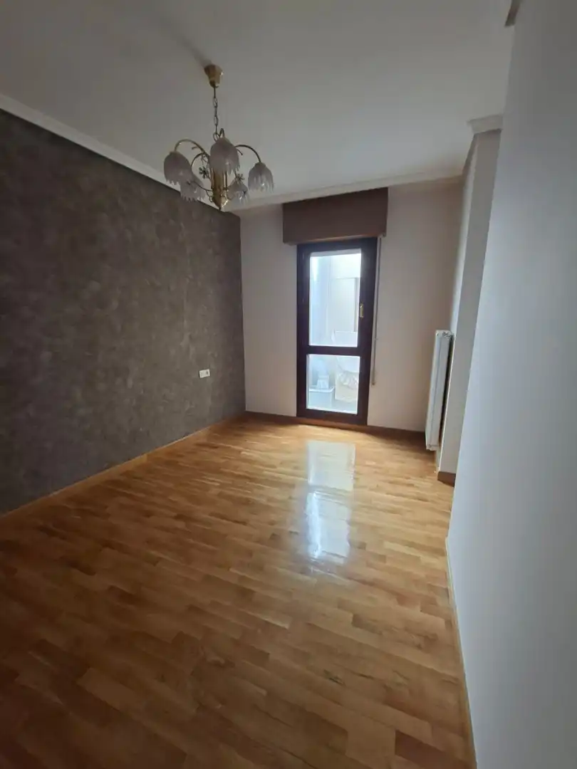 Wohnung zum Verkauf in Salvatierra / Agurain mit Parkett und Abstellraum