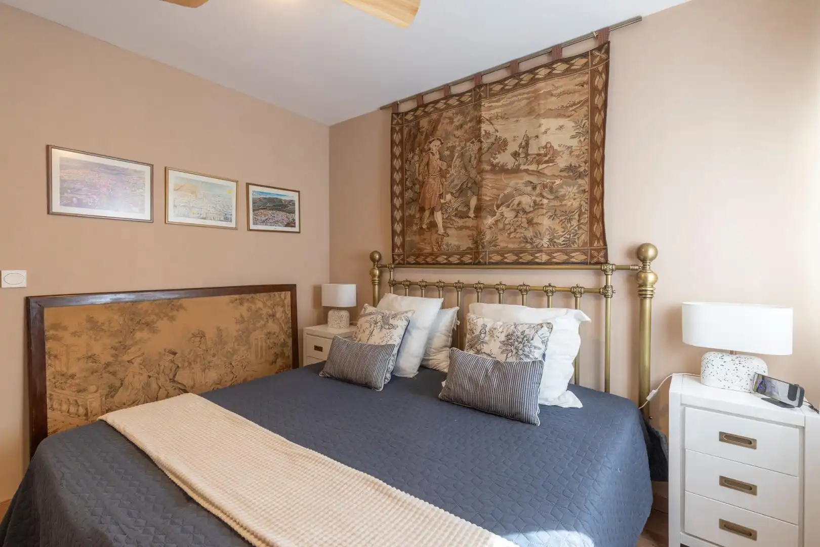 Habitación de Ático en venta en Granada con Aire acondicionado, Calefacción y Terraza