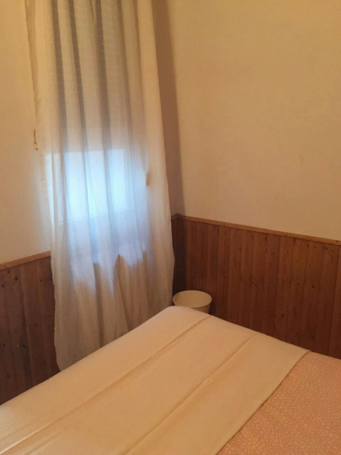 Dormitori de Pis de lloguer en  Madrid Capital amb Calefacció, Moblat i Rentadora