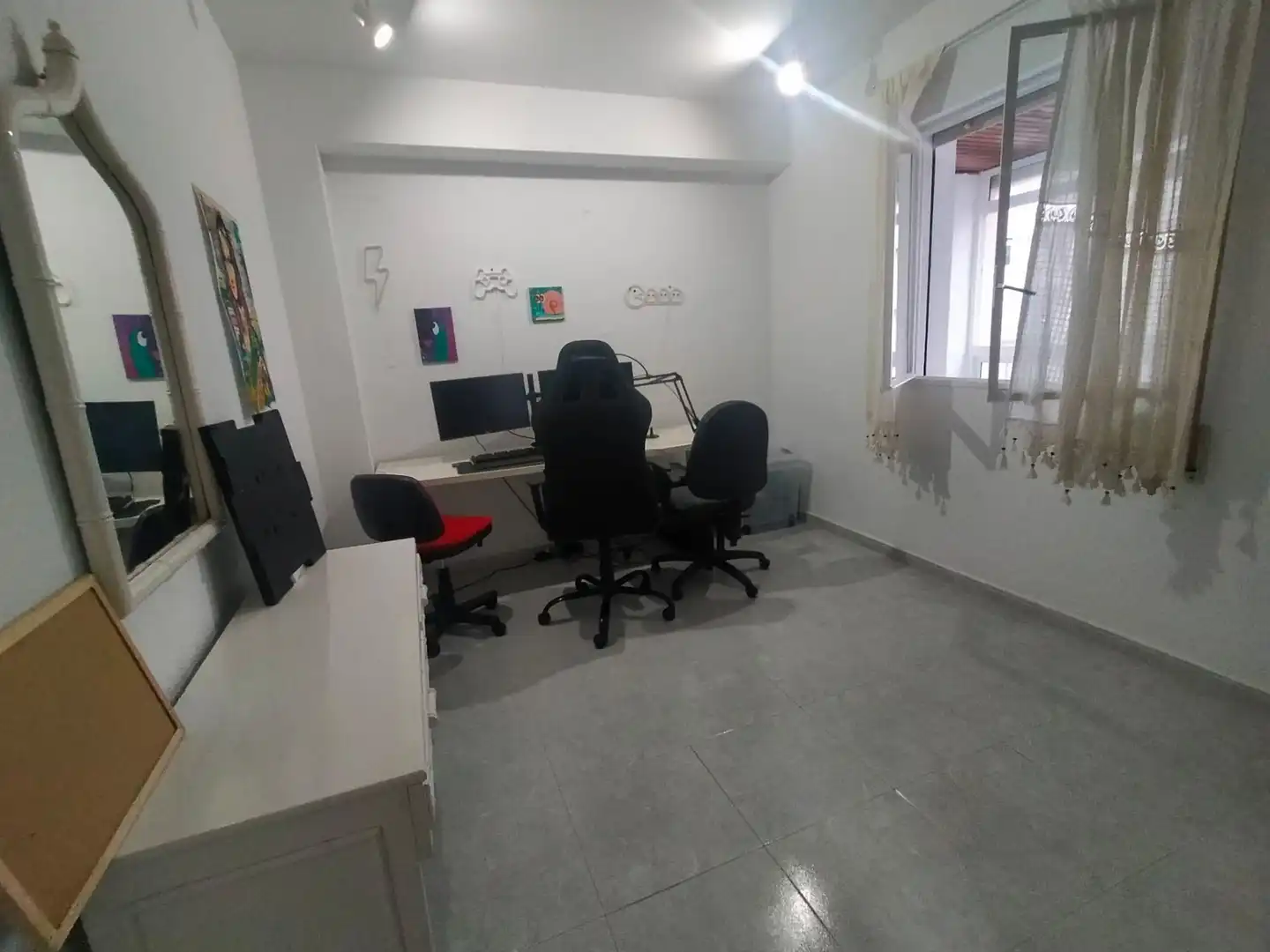 Piso en venta en La Línea de la Concepción con Terraza