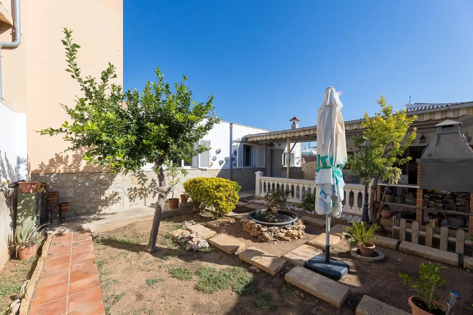 Terrace of Houses for sale in Llevant