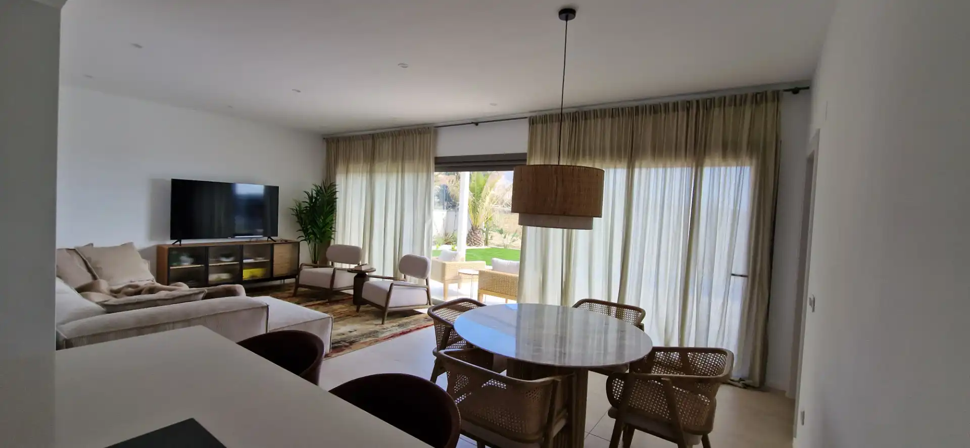 Sala d'estar de Casa adosada en venda en Lloret de Mar amb Aire condicionat, Calefacció i Jardí privat