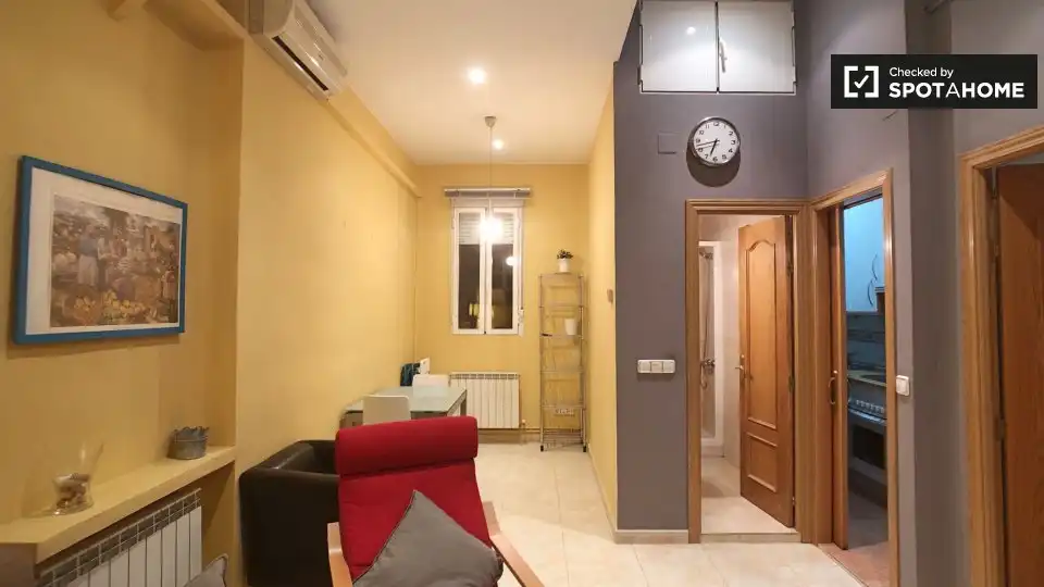 Flat for rent in Imperial