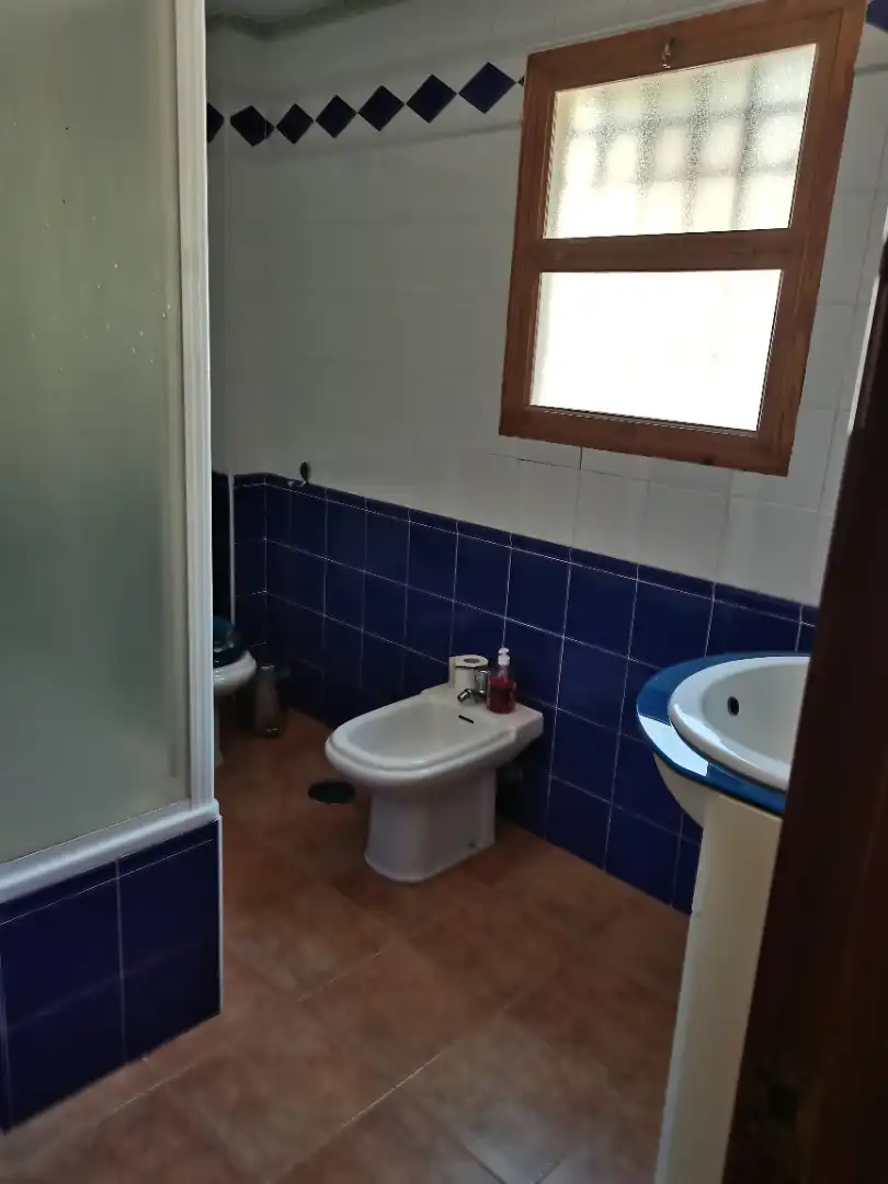 Bany de Casa o xalet en venda en Málaga amb Calefacció, Jardí privat i Parquet