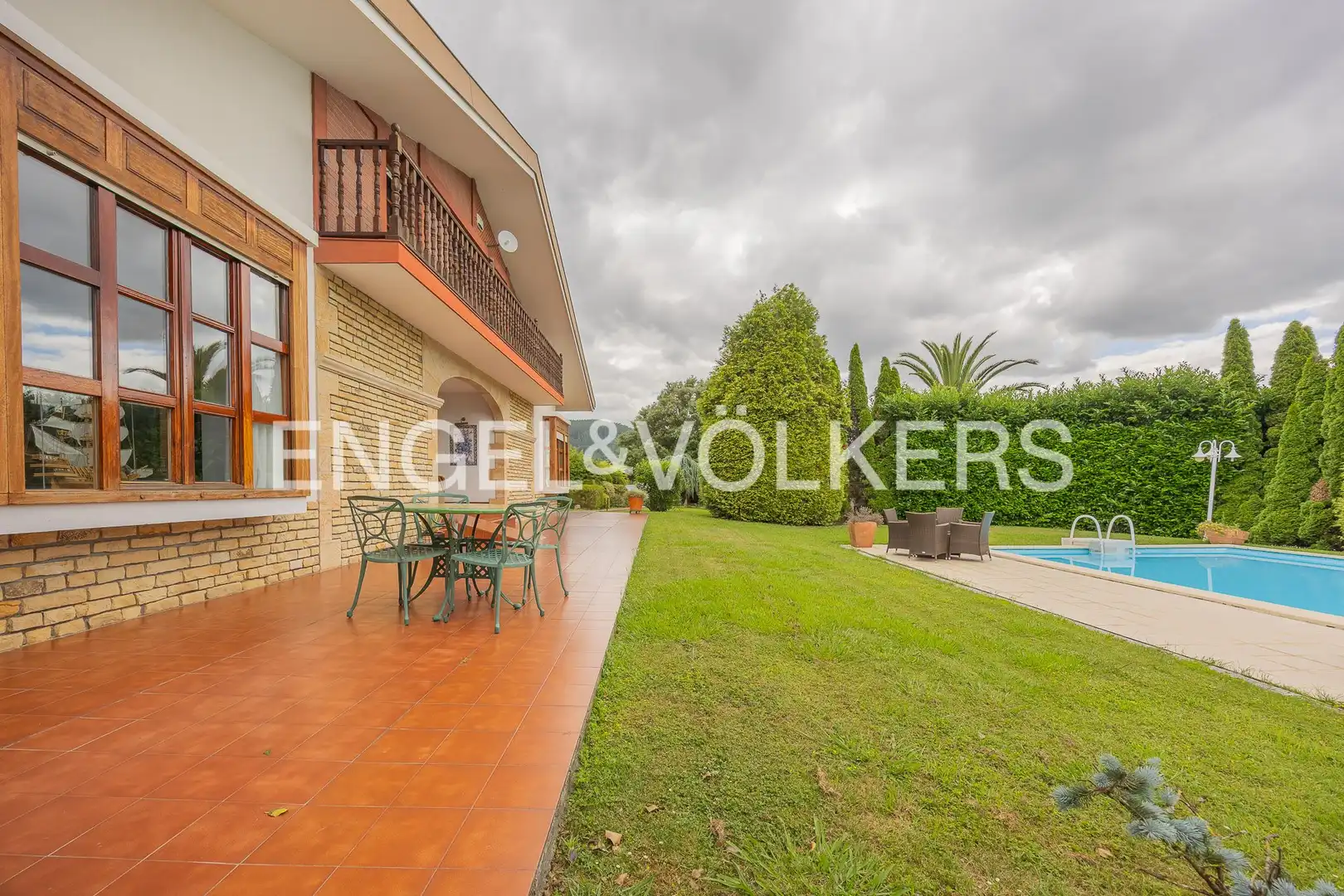 Terraza de Casa o chalet en venta en Loiu con Calefacción, Jardín privado y Trastero