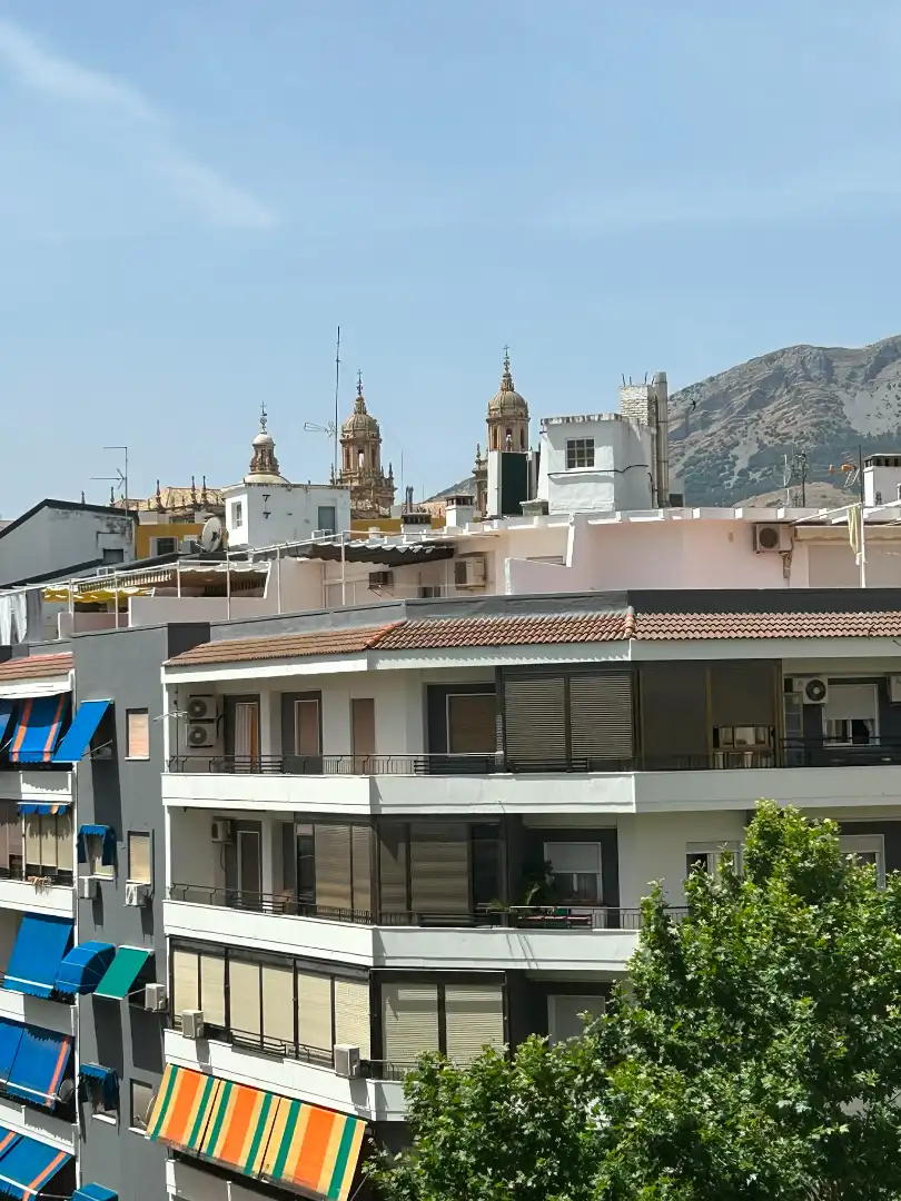 Vista exterior de Piso en venta en Jaén con Aire acondicionado, Calefacción y Trastero