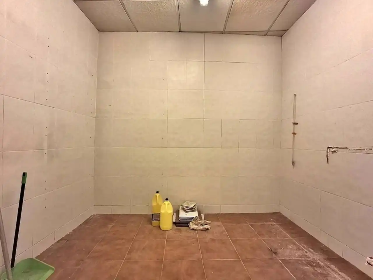 Baño de Local en venta en Pego