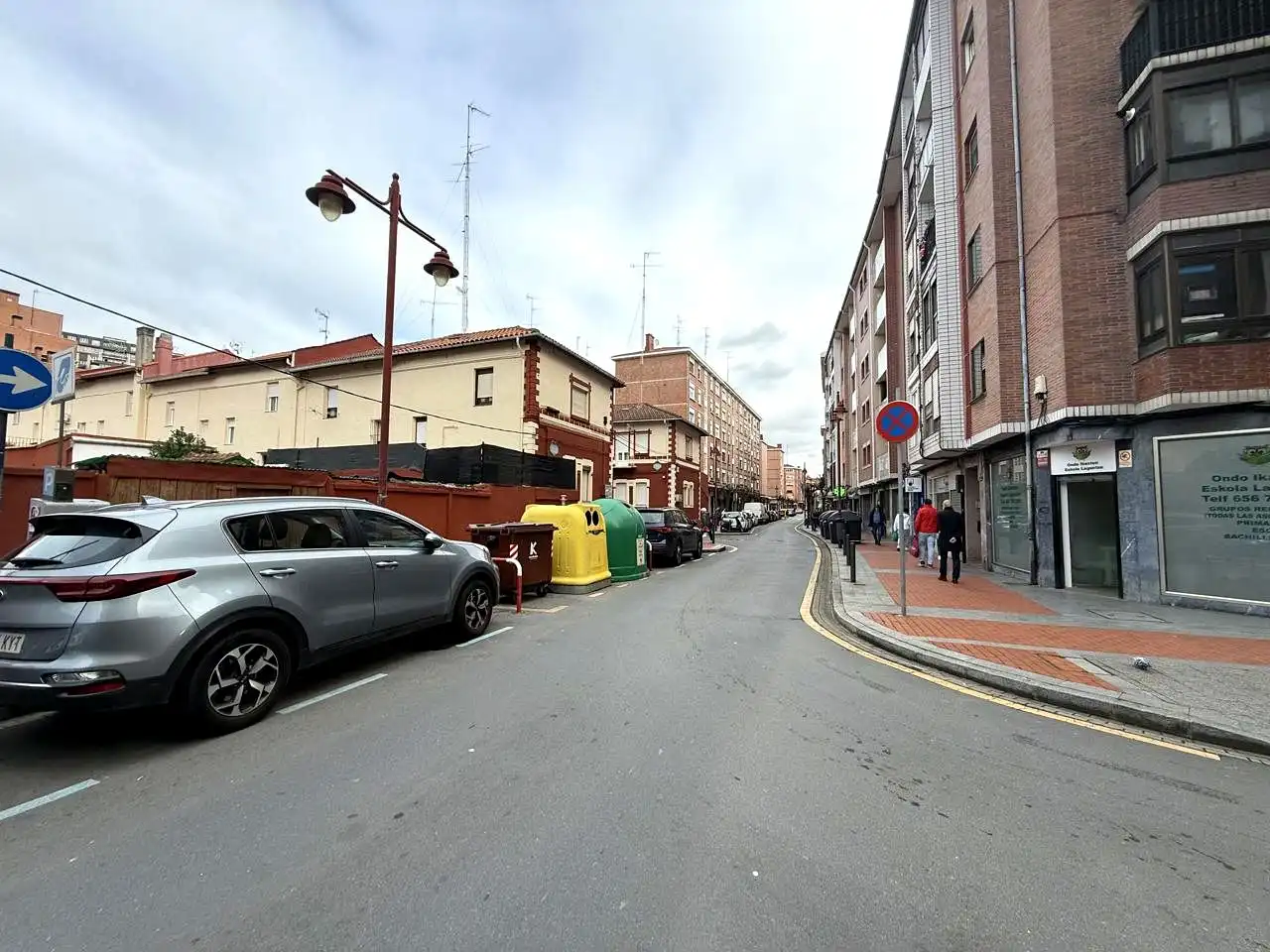 Vista exterior de Local en venda en Barakaldo  amb Aire condicionat