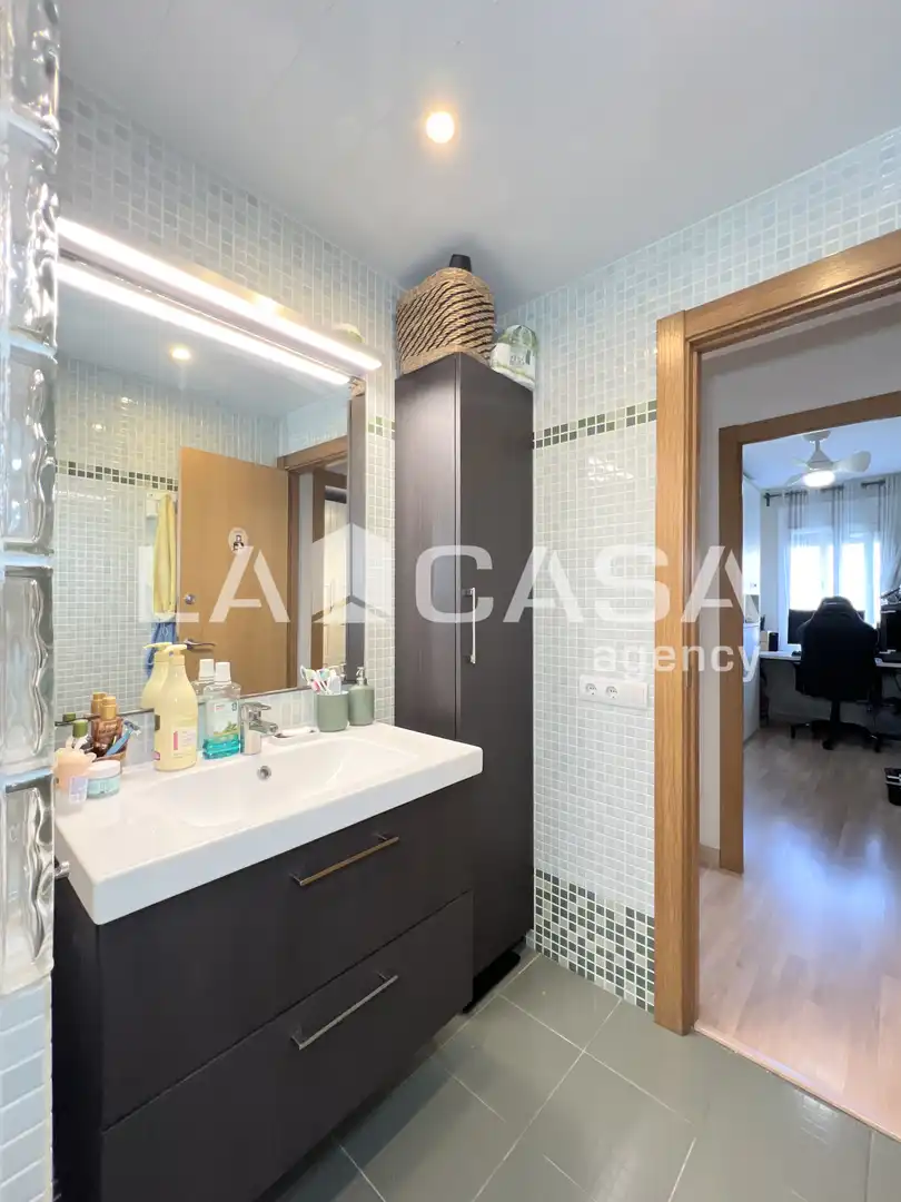 Piso en venta en Artigues - Llefià