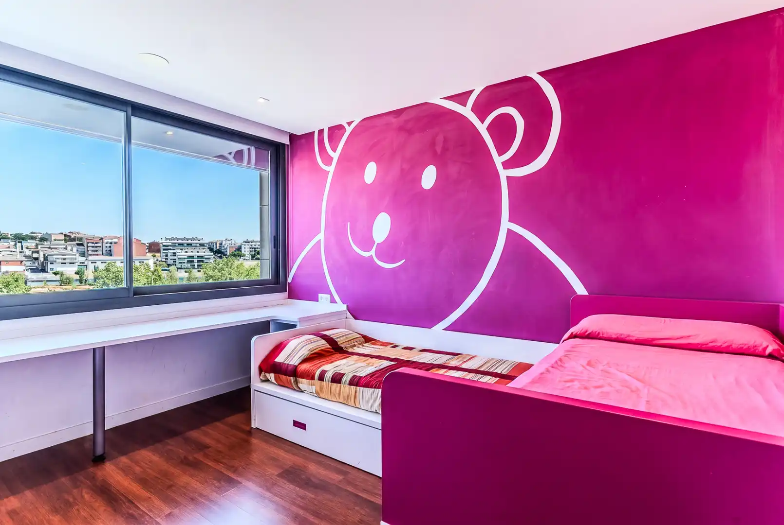 Dormitori de Casa o xalet en venda en Tàrrega amb Aire condicionat, Jardí privat i Terrassa