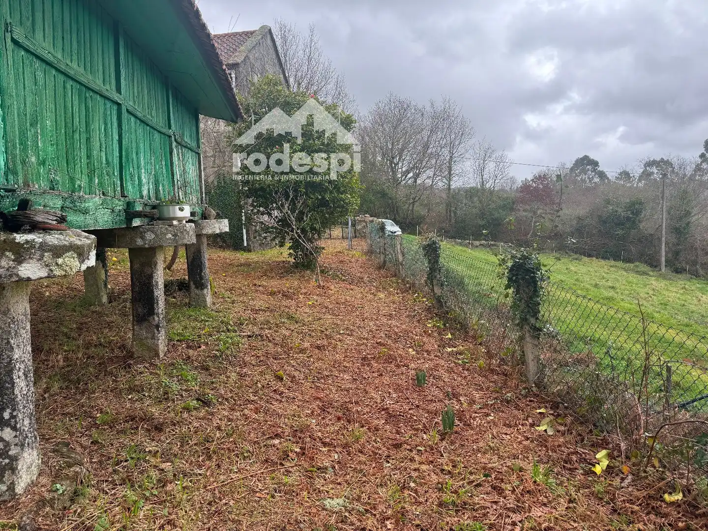 Detached homes for sale in A Cañiza    with Furnished