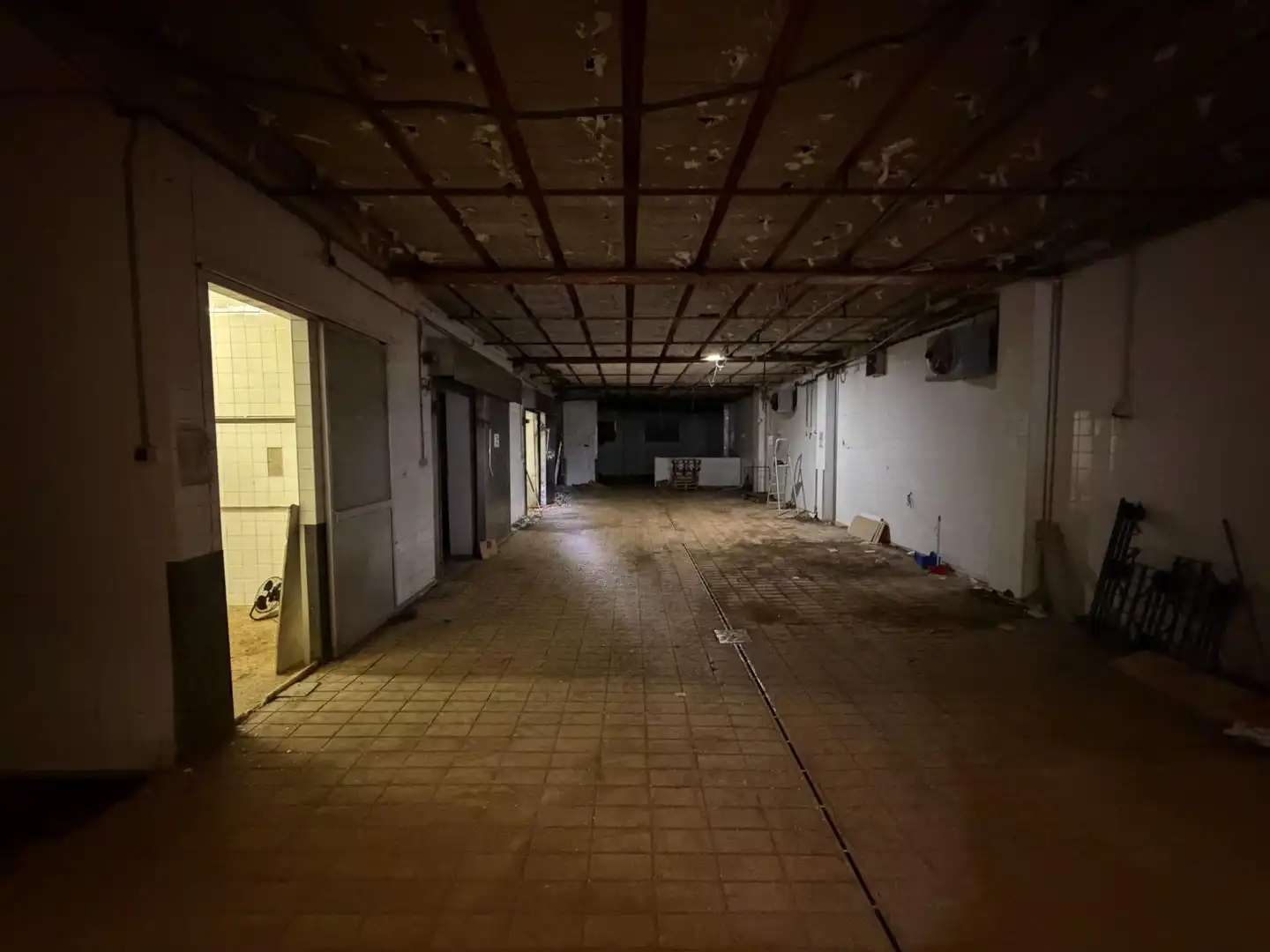 Fabrikhallen zur Miete in Santander