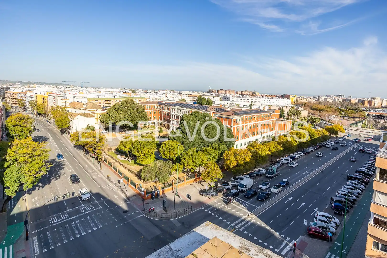 Exterior view of Flat for sale in Sevilla  with Air Conditioner, Heating and Terrace