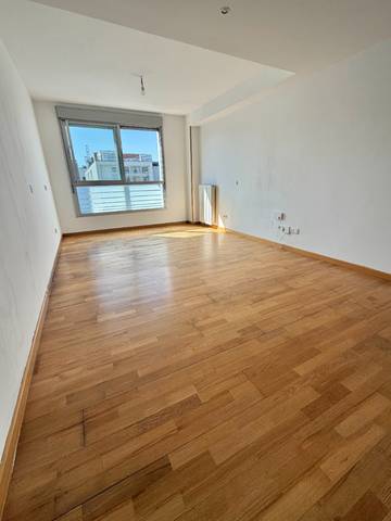 Piso en Venta en Calle Almonte en Ensanche de Vallecas - La Gavia