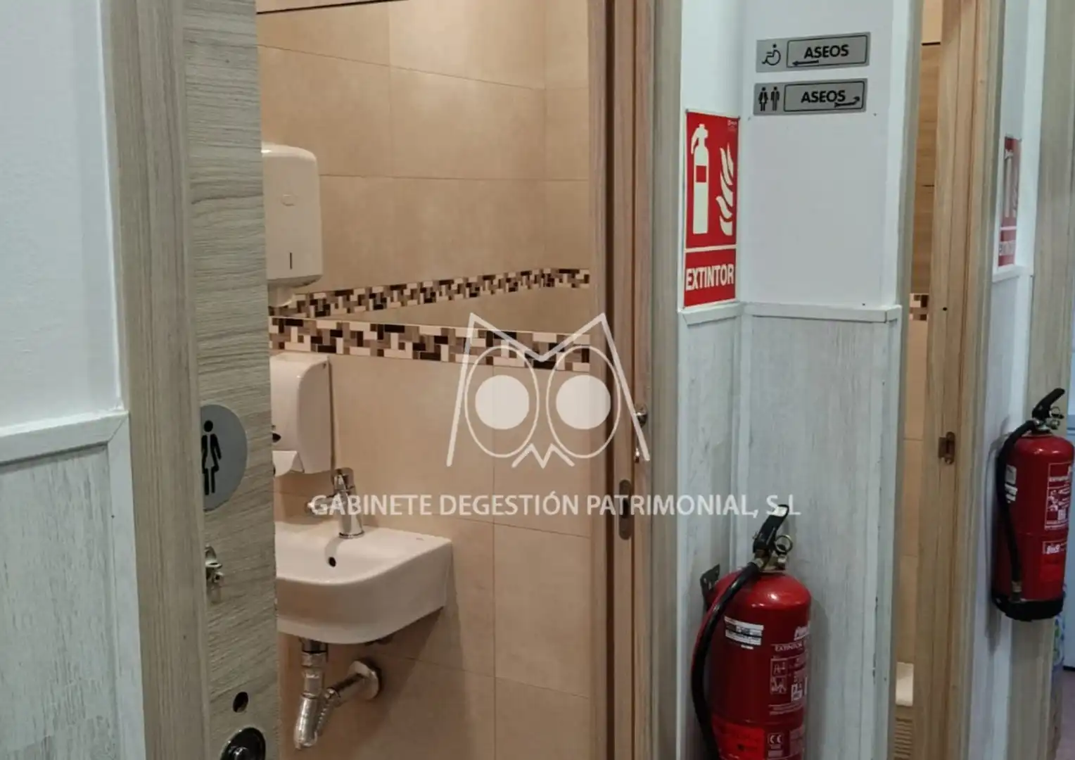 Local comercial en traspaso en Avinguda de Sant Esteve 76, imagen 20