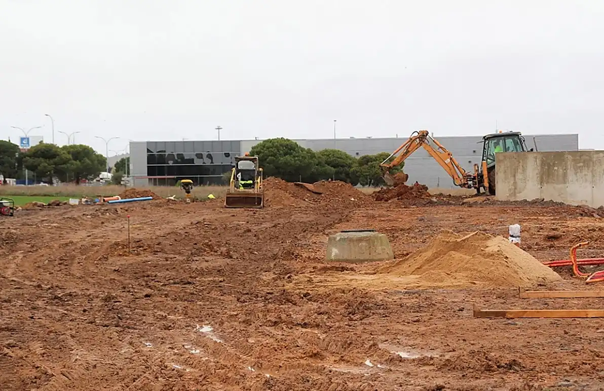 Terreno industrial en venta en Rubí