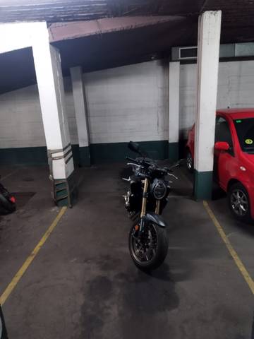 Garaje en Venta en Avinguda de Santa Coloma en Riu Sud