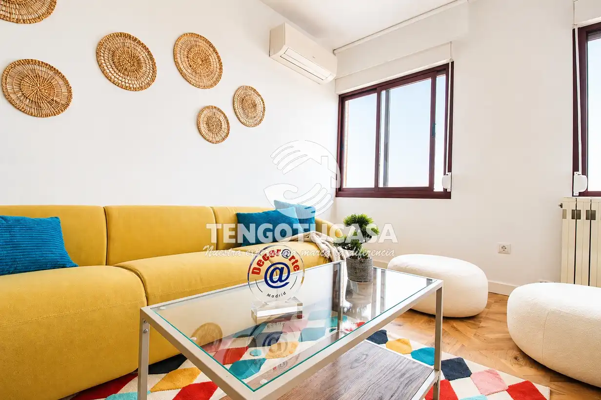 Living room of Flat for sale in Pinto  with Air Conditioner, Heating and Parquet flooring